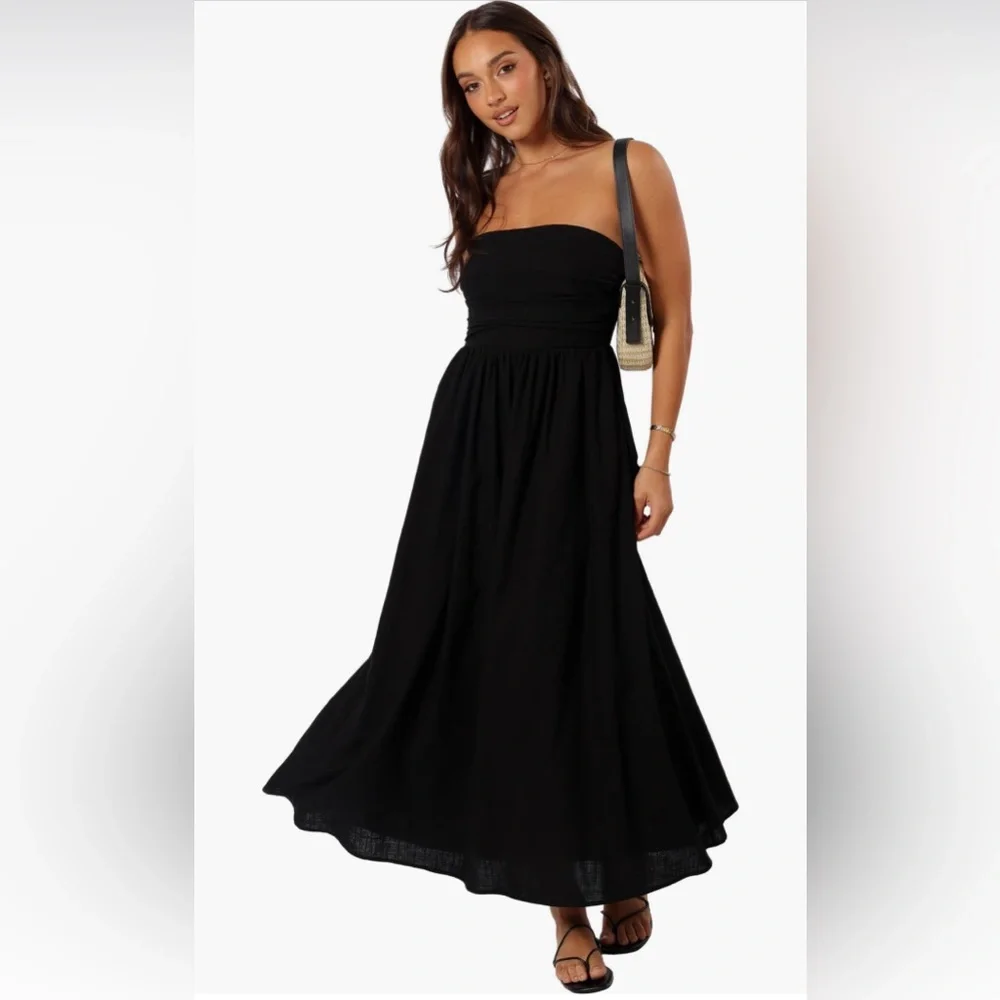 Petal & Pup Black Strapless Maxi Dress - Picture 3 of 7